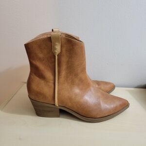Brown Womens Leather Heeled Boots